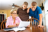Parent teaching money management